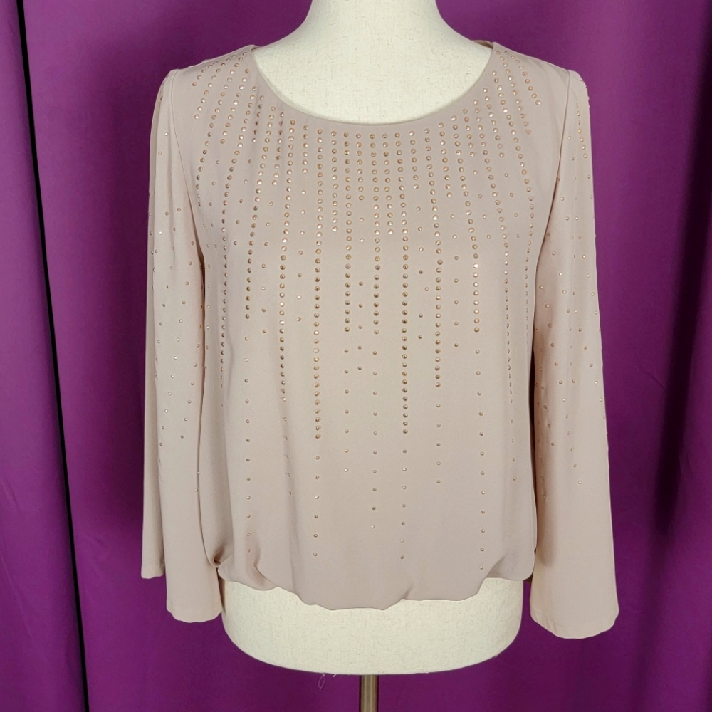 Flare sleeve top with sparkles